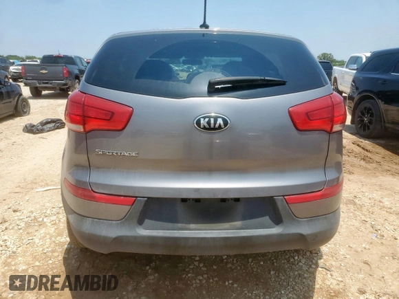 2015 Kia Sportage LX z VIN KNDPB3AC3F7762743, wystawiony jako Copart lot #58206525 z przebiegiem 108 904 mil mil oraz Szkoda całkowita • Salvage title. Historia ofert i sprzedaży dostępna na DreamBid. Obrazek 6.