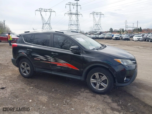 2015 Toyota RAV4 XLE with VIN 2T3RFREV4FW270089, listed as a IAAI auction lot 41943299 with 182,879 mi miles. Bid and sale history available at carsss.com. Image 17.