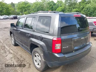 2014 Jeep Patriot Sport with VIN 1C4NJRBB7ED717386, listed as a IAAI auction lot 42543071 with 176,852 mi miles and . Bid and sale history available at DreamBid. Image 3.