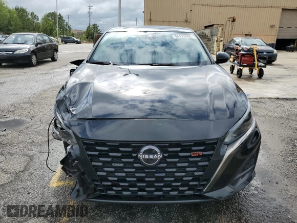 2023 Nissan Altima SR z VIN 1N4BL4CV9PN336716, wystawiony jako Copart lot #56193555 z przebiegiem 39 877 mil mil oraz Szkoda całkowita • Salvage title. Historia ofert i sprzedaży dostępna na DreamBid. Obrazek 5.
