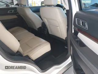 2016 Ford Explorer Platinum z VIN 1FM5K8HT5GGB26980, wystawiony jako IAAI lot #42674613 z przebiegiem 94 957 mil mil oraz . Historia ofert i sprzedaży dostępna na DreamBid. Obrazek 8.