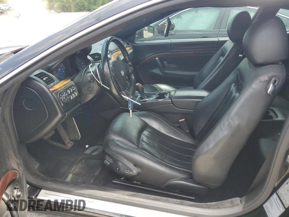 2009 Maserati GranTurismo с VIN ZAMGJ45A990047377, выставлен на аукционе Copart как лот 60991755 с пробегом 95 562 миль миль и Чистый • Clean title. История ставок и продаж доступна на DreamBid. Изображение 7.