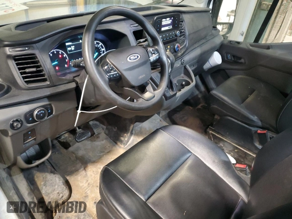 2022 Ford Transit Cargo z VIN 1FTBR3X84NKA63657, wystawiony jako Copart lot #41790085 z przebiegiem 60 940 mil mil oraz Czysty tytuł • Clean title. Historia ofert i sprzedaży dostępna na DreamBid. Obrazek 8.