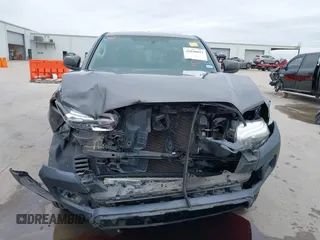 2016 Toyota Tacoma SR with VIN 5TFRX5GN7GX064572, listed as a IAAI auction lot 41640013 with 70,659 mi miles and . Bid and sale history available at carsss.com. Image 13.
