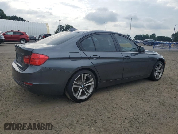 2013 BMW 3 Series 328i xDrive z VIN WBA3B5C5XDF596276, wystawiony jako Copart lot #65396355 z przebiegiem 145 094 mil mil oraz Czysty tytuł • Clean title. Historia ofert i sprzedaży dostępna na DreamBid. Obrazek 3.