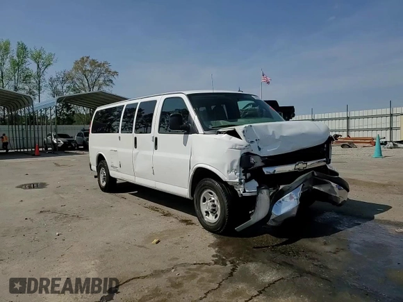 2013 Chevrolet Express Passenger LT with VIN 1GAZG1FG5D1181571, listed as a Copart auction lot 50826845 with 335,540 mi miles and Salvage title. Bid and sale history available at DreamBid. Image 14.