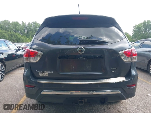 2014 Nissan Pathfinder Platinum with VIN 5N1AR2MM7EC723672, listed as a IAAI auction lot 42532350 with 151,566 mi miles and . Bid and sale history available at DreamBid. Image 6.