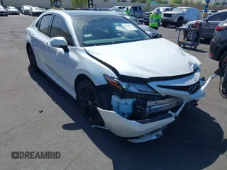 2021 Toyota Camry XSE z VIN 4T1K61AK8MU591962, wystawiony jako IAAI lot #42262191 z przebiegiem 35 946 mil mil oraz . Historia ofert i sprzedaży dostępna na DreamBid. Obrazek 1.