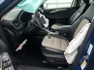 2022 Ford Escape Titanium с VIN 1FMCU9J95NUB64746, выставлен на аукционе Copart как лот 57643815 с пробегом 32 476 миль миль и Списание • Salvage title. История ставок и продаж доступна на DreamBid. Изображение 7.