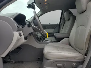 2017 GMC Acadia Limited z VIN 1GKKRSKD0HJ137699, wystawiony jako Copart lot #55746365 z przebiegiem 196 440 mil mil oraz Szkoda całkowita • Salvage title. Historia ofert i sprzedaży dostępna na DreamBid. Obrazek 7.