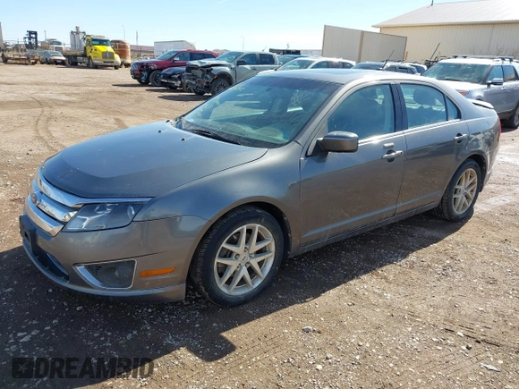 2011 Ford Fusion SEL with VIN 3FAHP0JAXBR211432, listed as a IAAI auction lot 41692412 with 195,623 mi miles. Bid and sale history available at carsss.com. Image 2.