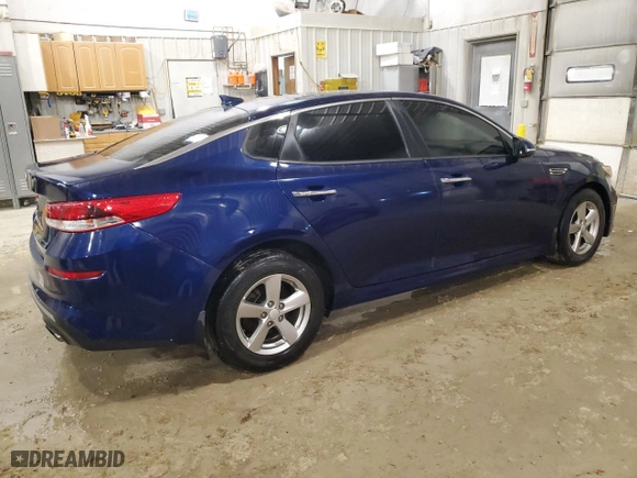 2020 Kia Optima LX with VIN 5XXGT4L32LG421823, listed as a Copart auction lot 48239045 with 110,071 mi miles and Clean Title. Bid and sale history available at carsss.com. Image 3.