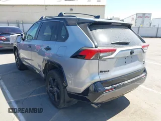 2021 Toyota RAV4 Hybrid XSE with VIN 4T3E6RFV6MU040399, listed as a IAAI auction lot 42020866 with 46,593 mi miles and . Bid and sale history available at DreamBid. Image 3.