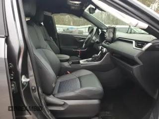 2024 Toyota RAV4 Hybrid XSE with VIN JTME6RFV0RD560232, listed as a Copart auction lot 46059075 with 50,099 mi miles and Salvage Title. Bid and sale history available at carsss.com. Image 7.
