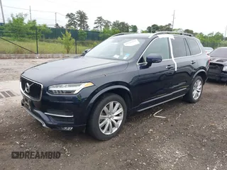 2016 Volvo XC90 T6 Momentum z VIN YV4A22PK8G1023805, wystawiony jako IAAI lot #42449431 z przebiegiem 72 921 mil mil oraz . Historia ofert i sprzedaży dostępna na DreamBid. Obrazek 2.