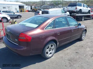 1998 Audi A6 with VIN WAUBA34B9WN058443, listed as a IAAI auction lot 42092713 with 172,728 mi miles. Bid and sale history available at carsss.com. Image 4.