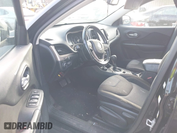 2014 Jeep Cherokee Latitude with VIN 1C4PJMCS7EW180565, listed as a IAAI auction lot 41770555 with 175,629 mi miles and . Bid and sale history available at DreamBid. Image 5.