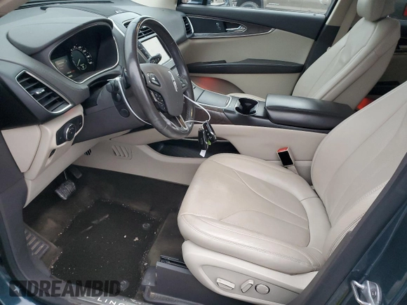 2016 Lincoln MKX Reserve with VIN 2LMTJ8LP3GBL36154, listed as a Copart auction lot 82010124 with 116,573 mi miles and Salvage Title. Bid and sale history available at DreamBid. Image 7.