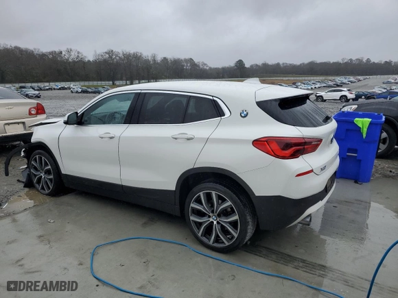 2018 BMW X2 sDrive28i with VIN WBXYJ3C38JEP76438, listed as a Copart auction lot 48483655 with 42,568 mi miles and Salvage Title. Bid and sale history available at carsss.com. Image 2.