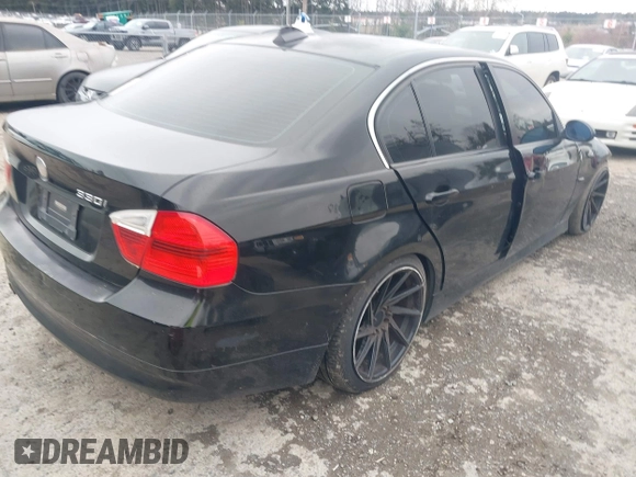 2007 BMW 3 Series 328i with VIN WBAVC53517FZ72390, listed as a IAAI auction lot 41800881 with 179,297 mi miles and . Bid and sale history available at carsss.com. Image 4.