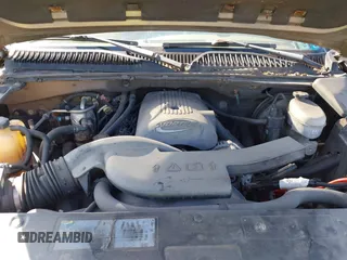 2003 Chevrolet Suburban LT z VIN 1GNFK16ZX3J197314, wystawiony jako IAAI lot #41771819 z przebiegiem 233 849 mil mil oraz . Historia ofert i sprzedaży dostępna na DreamBid. Obrazek 10.