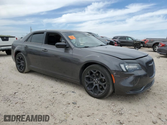 2019 Chrysler 300 Touring with VIN 2C3CCAAG8KH602041, listed as a Copart auction lot 49162125 with 77,740 mi miles and Salvage Title. Bid and sale history available at carsss.com. Image 4.