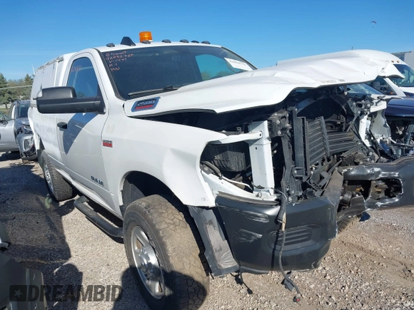 2019 Ram 2500 Tradesman with VIN 3C6MR5AJ4KG651441, listed as a IAAI auction lot 42090751 with 82,213 mi miles. Bid and sale history available at carsss.com. Image 1.