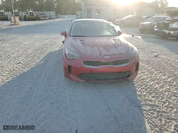 2019 Kia Stinger Premium with VIN KNAE25LA9K6059112, listed as a Copart auction lot 76239304 with 61,266 mi miles and Non Repairable. Bid and sale history available at carsss.com. Image 13.