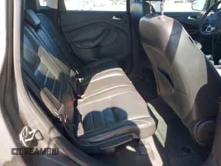 2014 Ford C-Max SEL z VIN 1FADP5BU2EL505043, wystawiony jako IAAI lot #42384560 z przebiegiem 392 782 mil mil oraz . Historia ofert i sprzedaży dostępna na DreamBid. Obrazek 8.