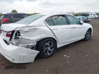 2017 Honda Accord Sedan LX with VIN 1HGCR2F38HA293427, listed as a IAAI auction lot 42109593 with 80,370 mi miles. Bid and sale history available at carsss.com. Image 6.