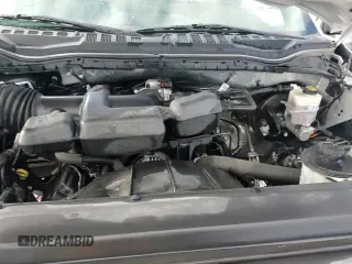 2019 Ford F-250 XL z VIN 1FTBF2A61KEE66449, wystawiony jako Copart lot #87896505 z przebiegiem 106 429 mil mil oraz Szkoda całkowita • Salvage title. Historia ofert i sprzedaży dostępna na DreamBid. Obrazek 13.