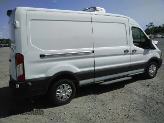 2023 Ford Transit Cargo with VIN 1FTBR1C87PKC01057, listed as a Copart auction lot 66183374 with 1,863 mi miles and Salvage Title. Bid and sale history available at DreamBid. Image 3.