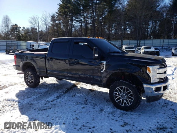 2017 Ford F-250 Lariat with VIN 1FT7W2B60HEB50599, listed as a Copart auction lot 42609595 with 102,131 mi miles and Salvage title. Bid and sale history available at DreamBid. Image 4.