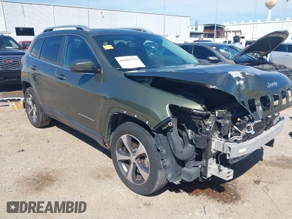 2019 Jeep Cherokee Limited with VIN 1C4PJMDX2KD225218, listed as a IAAI auction lot 41816358 with 90,744 mi miles. Bid and sale history available at carsss.com. Image 1.