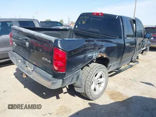 2008 Dodge 1500 SLT z VIN 1D7HU18N08S510920, wystawiony jako IAAI lot #42026116 z przebiegiem 243 377 mil mil oraz . Historia ofert i sprzedaży dostępna na DreamBid. Obrazek 4.