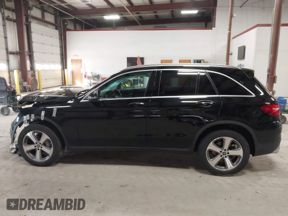 2019 Mercedes-Benz GLC with VIN WDC0G4KB1KV171258, listed as a IAAI auction lot 41895553 with 77,363 mi miles. Bid and sale history available at carsss.com. Image 15.