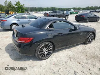 2019 Mercedes-Benz SLC 300 z VIN WDDPK3JAXKF160281, wystawiony jako Copart lot #54115215 z przebiegiem 50 768 mil mil oraz Szkody całkowita. Historia ofert i sprzedaży dostępna na DreamBid. Obrazek 3.