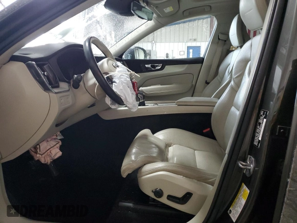 2018 Volvo XC60 Inscription with VIN YV4A22RL0J1025920, listed as a Copart auction lot 41973305 with 90,163 mi miles and Salvage Title. Bid and sale history available at DreamBid. Image 7.