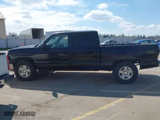 2007 Chevrolet Silverado 1500 Classic LT2 with VIN 2GCEC13Z771121118, listed as a IAAI auction lot 41499160 with 230,560 mi miles. Bid and sale history available at carsss.com. Image 14.