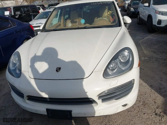 2011 Porsche Cayenne S with VIN WP1AB2A24BLA42343, listed as a IAAI auction lot 41584480 with 161,586 mi miles. Bid and sale history available at carsss.com. Image 11.