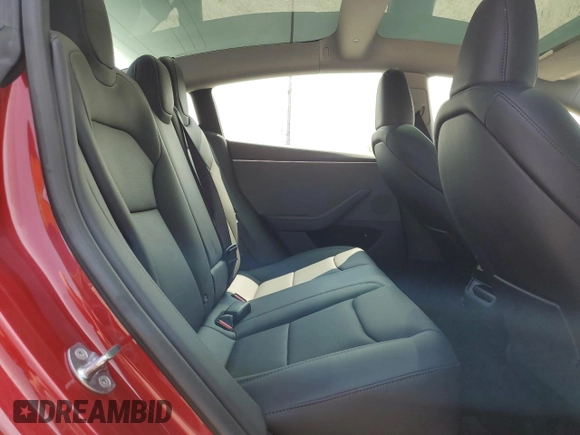 2025 Tesla Model 3 Long Range z VIN 5YJ3E1EAXSF937710, wystawiony jako Copart lot #59334705 z przebiegiem 2 666 mil mil oraz Szkoda całkowita • Salvage title. Historia ofert i sprzedaży dostępna na DreamBid. Obrazek 10.