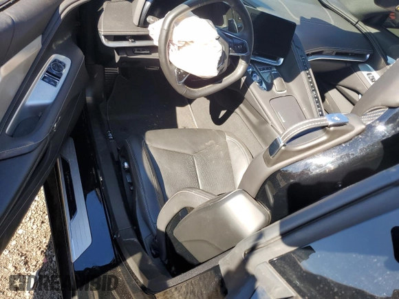 2021 Chevrolet Corvette 2LT with VIN 1G1YB2D46M5117525, listed as a Copart auction lot 65410514 with 11,480 mi miles and Salvage Title. Bid and sale history available at carsss.com. Image 8.