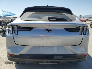 2022 Ford Mustang Mach-E Premium z VIN 3FMTK3R70NMA26901, wystawiony jako Copart lot #58850845 z przebiegiem 24 837 mil mil oraz Szkoda całkowita • Salvage title. Historia ofert i sprzedaży dostępna na DreamBid. Obrazek 6.