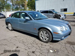 2003 Jaguar S-Type z VIN SAJEA01U53HM73131, wystawiony jako Copart lot #73430914 z przebiegiem 72 730 mil mil oraz Szkody całkowita. Historia ofert i sprzedaży dostępna na DreamBid. Obrazek 4.
