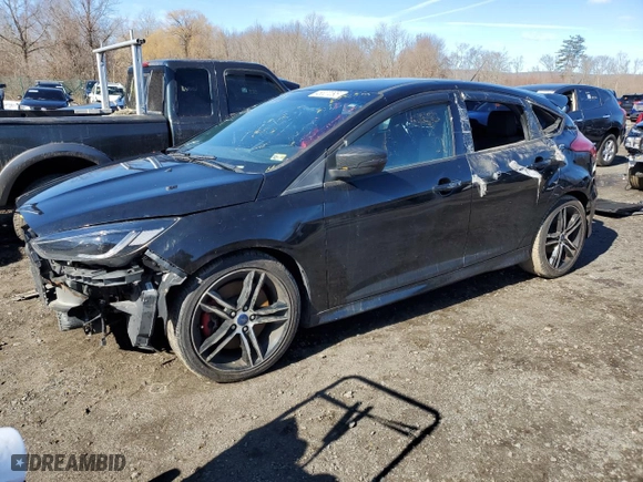 2017 Ford Focus ST with VIN 1FADP3L93HL203960, listed as a Copart auction lot 46327295 with 120,231 mi miles and Clean Title. Bid and sale history available at carsss.com. Image 1.