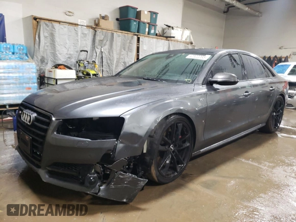 2017 Audi S8 z VIN WUAJ5AFD3HN900060, wystawiony jako Copart lot #42302065 z przebiegiem 79 782 mil mil oraz Szkoda całkowita • Salvage title. Historia ofert i sprzedaży dostępna na DreamBid. Obrazek 1.