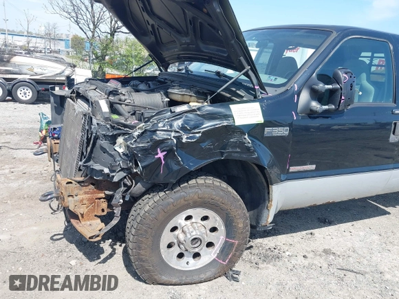 2004 Ford F-350 XL с VIN 1FTSW31P14EA51424, выставлен на аукционе IAAI как лот 42070460 с пробегом Не указан миль и . История ставок и продаж доступна на DreamBid. Изображение 22.
