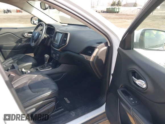 2014 Jeep Cherokee Limited with VIN 1C4PJMDS1EW277677, listed as a IAAI auction lot 41804993 with 55,010 mi miles and . Bid and sale history available at DreamBid. Image 5.