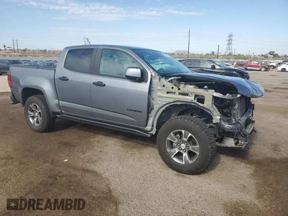 2020 Chevrolet Colorado 2WD Z71 z VIN 1GCGSDEN8L1226905, wystawiony jako Copart lot #63519215 z przebiegiem 71 209 mil mil oraz Szkoda całkowita • Salvage title. Historia ofert i sprzedaży dostępna na DreamBid. Obrazek 4.