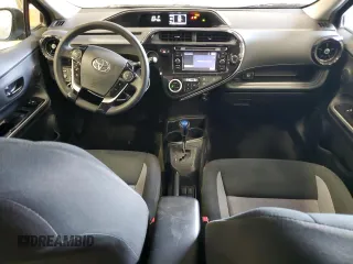 2018 Toyota Prius One z VIN JTDKDTB32J1604294, wystawiony jako Copart lot #87372644 z przebiegiem 99 035 mil mil oraz Szkoda całkowita • Salvage title. Historia ofert i sprzedaży dostępna na DreamBid. Obrazek 8.